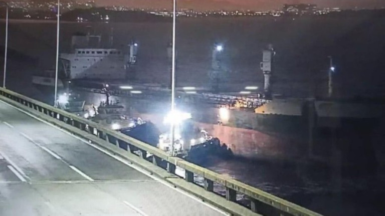 Vídeo: navio se choca com ponte Rio-Niterói e via é interditada