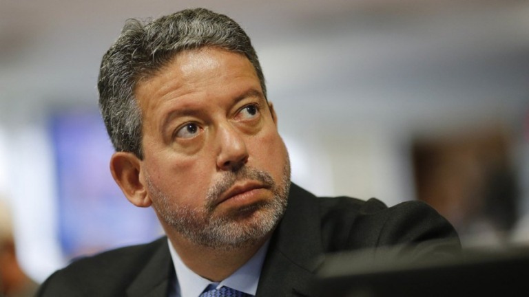 Lira pede 'sensibilidade' à Aneel sobre reajuste na conta de luz