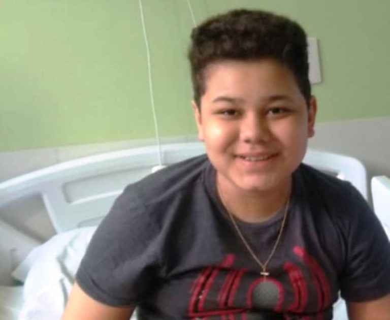 Luís Henrique, referência em luta contra leucemia, inspira campanha por doações de medula – Arquivo Família