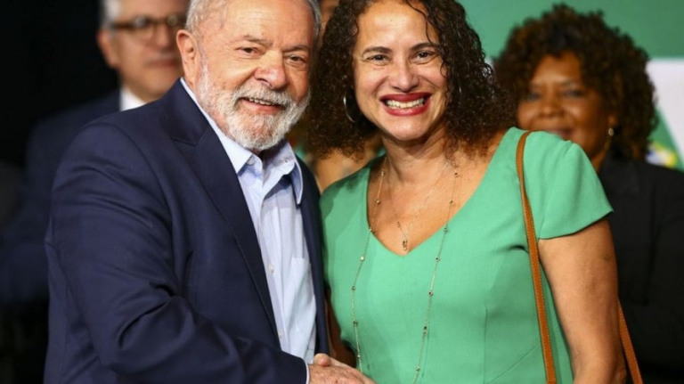 'Precisamos desenvolver conhecimento', diz futura Ministra da Ciência