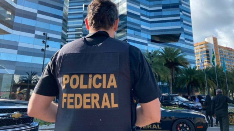 Médico acusado de abusar sexualmente de pacientes é preso
