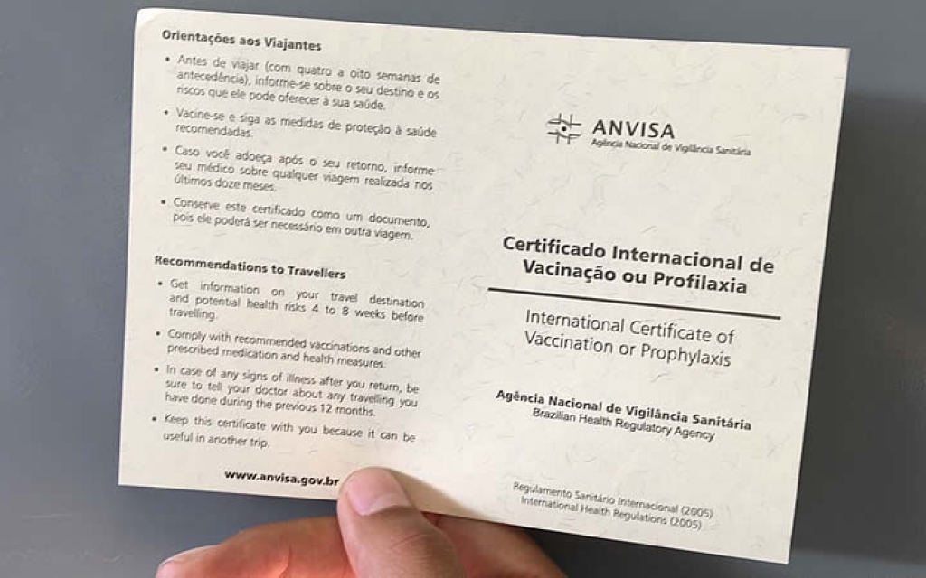 Saúde de Marília orienta acesso a carteira de vacinas para viagens ao exterior