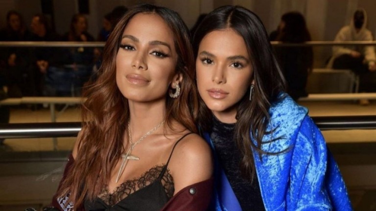 Bruna Marquezine recorda desentendimento com Anitta: "Fiquei magoada"
