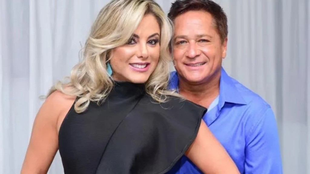 Esposa do cantor Leonardo fala sobre bebê parecido com ele: ‘Bem vasectomizado’ Esposa do cantor Leonardo fala sobre bebê parecido com ele: ‘Bem vasectomizado’