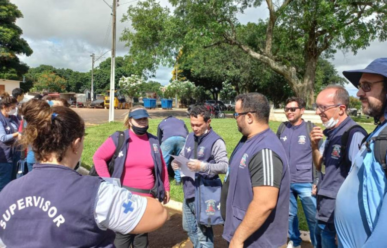 Marília chega a 394 casos de dengue; ação de limpeza vai ao cemitério