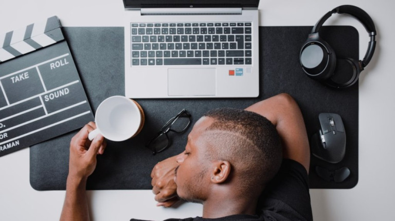 O que é Burnout? Conheça a síndrome do esgotamento profissional