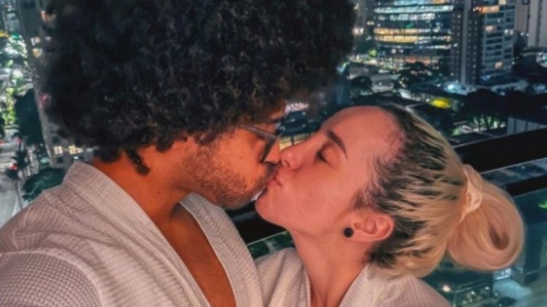'BBB 22': "Livre e feliz", diz Luciano sobre relacionamento aberto 'BBB 22': "Livre e feliz", diz Luciano sobre relacionamento aberto