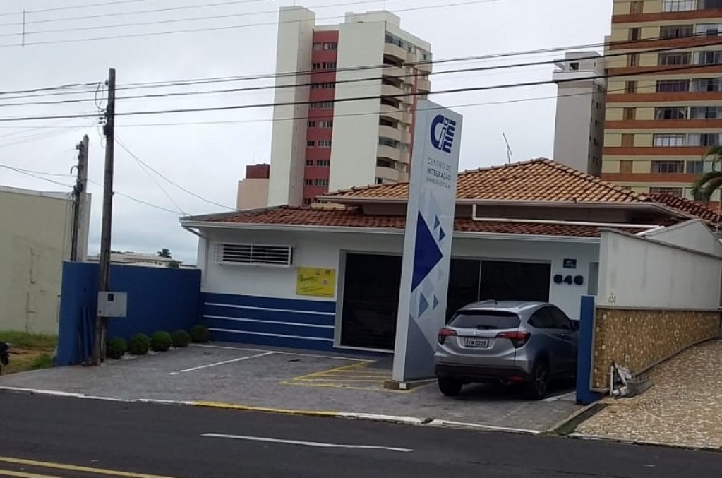 Prefeitura de Marília anuncia cadastro de estágios remunerados em 12 áreas