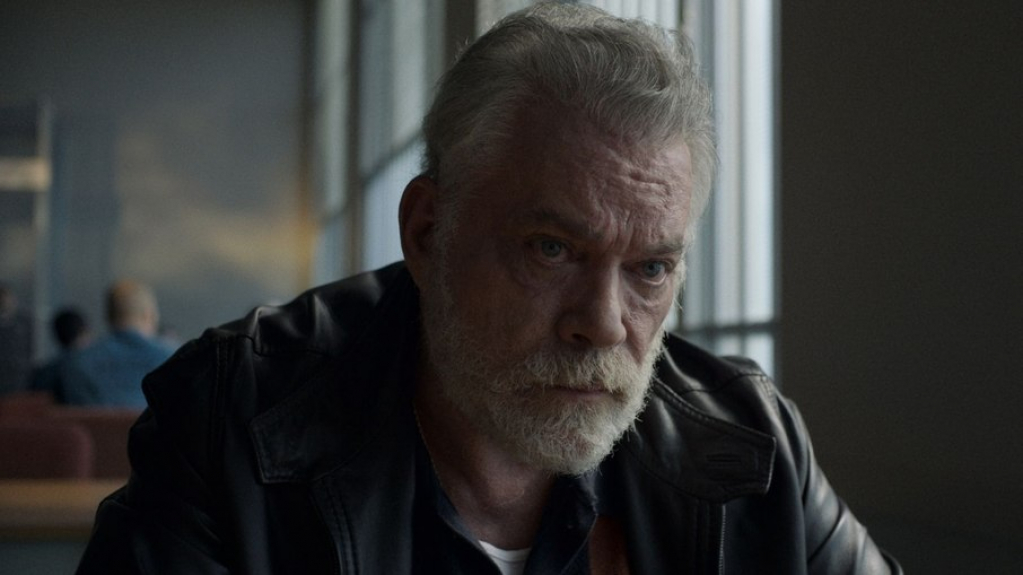 Black Bird: roteirista entrega pedido de Ray Liotta antes da morte