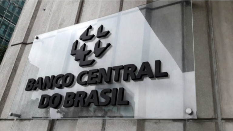Banco Central deve manter Selic a 13,75% ao ano, aponta ANEFAC