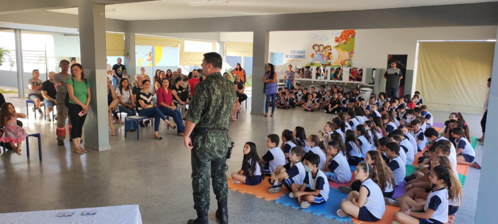 Programa de educação ambiental forma 79 alunos em escola de Marília