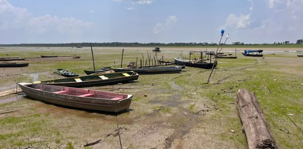Pescadores do do Amazonas, Acre e Rondônia pedem socorro por causa da seca