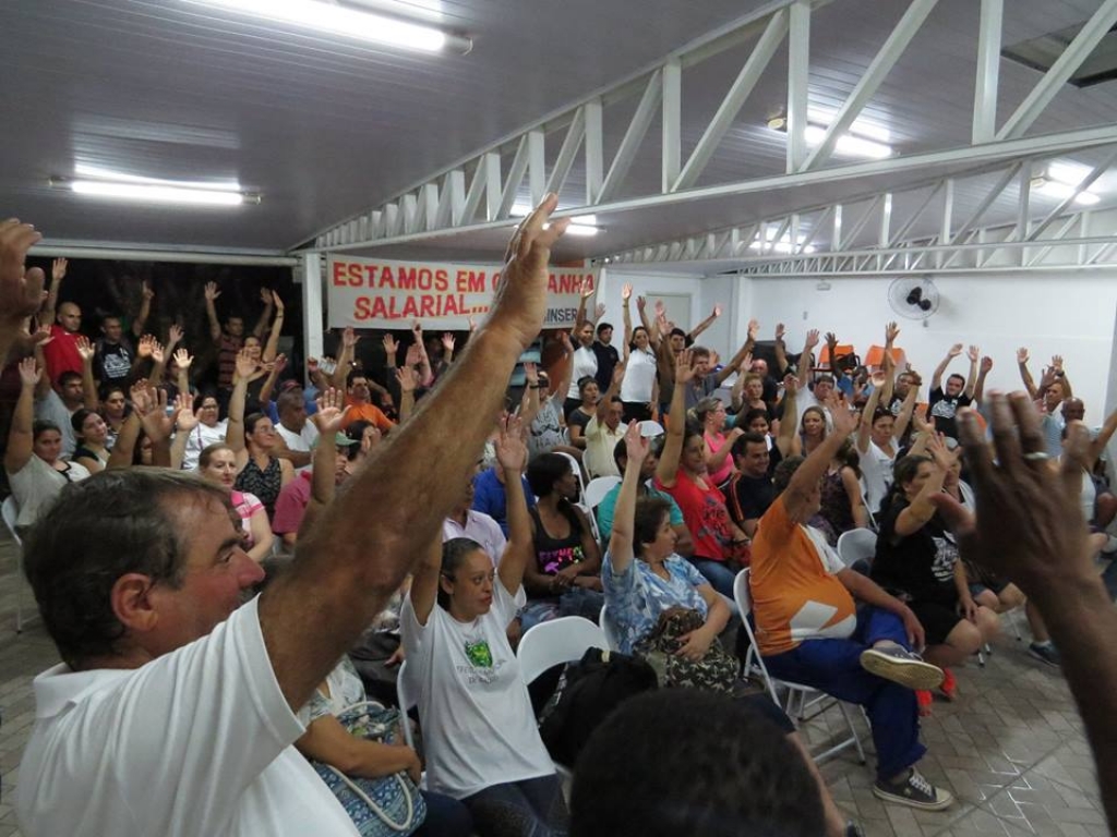 Negociação fracassa e servidores iniciam greve em Bauru