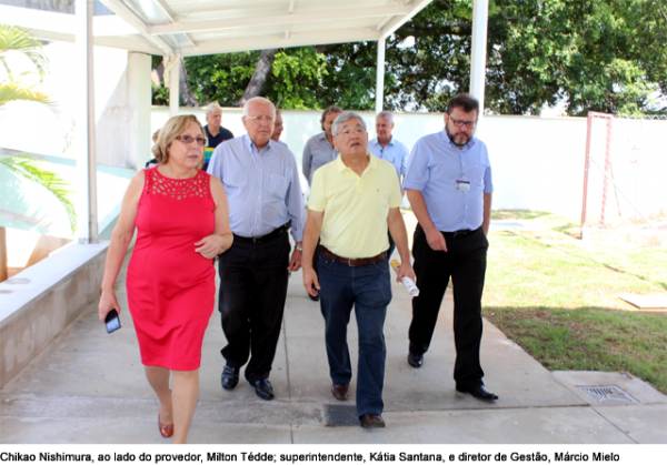 Chikao Nishimura, Milton Tédde e Kátia Ferraz durante visita ao hospital