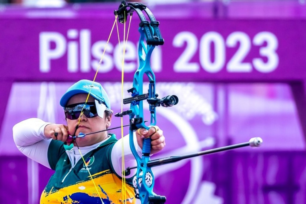 Jane Karla: três medalhas no Mundial de tiro com arco paralímpico e a liderança do ranking internacional da modalidade. Suporte do Bolsa Atleta desde 2005. Foto: Divulgação