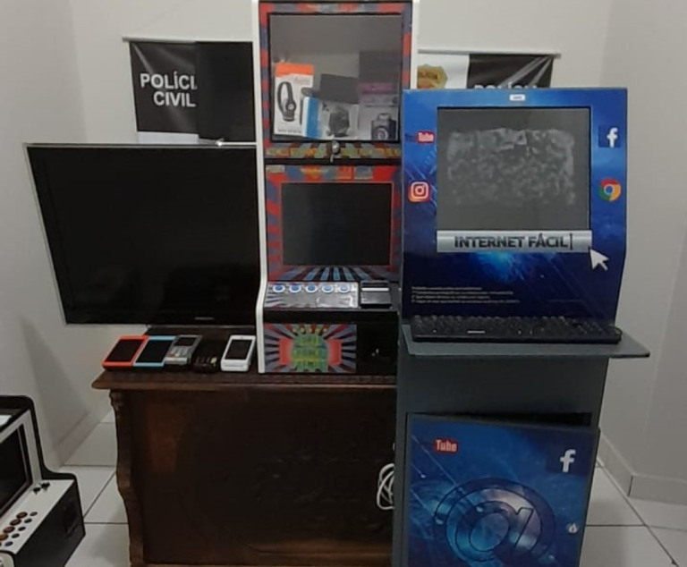 Combate a jogos de azar em Marília apreende equipamentos e dinheiro