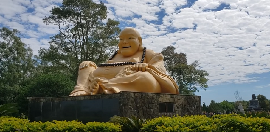 Templo Budista em Foz do Iguaçu.. Foto: Reprodução/ Youtube Math Terê 06.10.2022