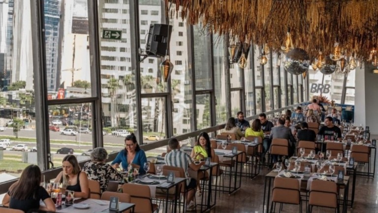 Yumi Kuwano Mezanino recebe maior festival de gastronomia francesa do mundo