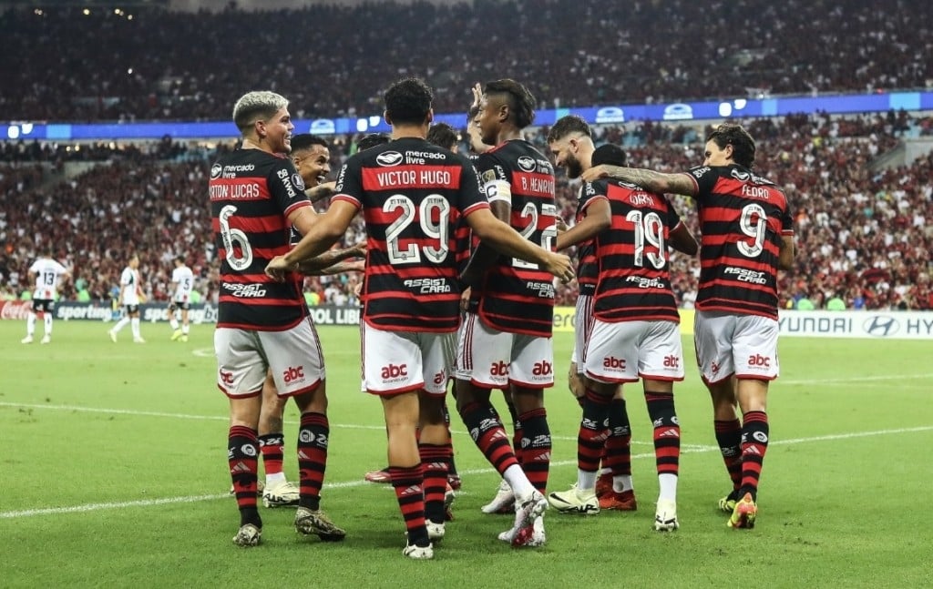 Flamengo vence Palestino no Maracanã pela Libertadores