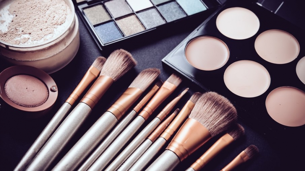 Produtos de beleza encarecem com retorno do trabalho presencial Produtos de beleza encarecem com retorno do trabalho presencial