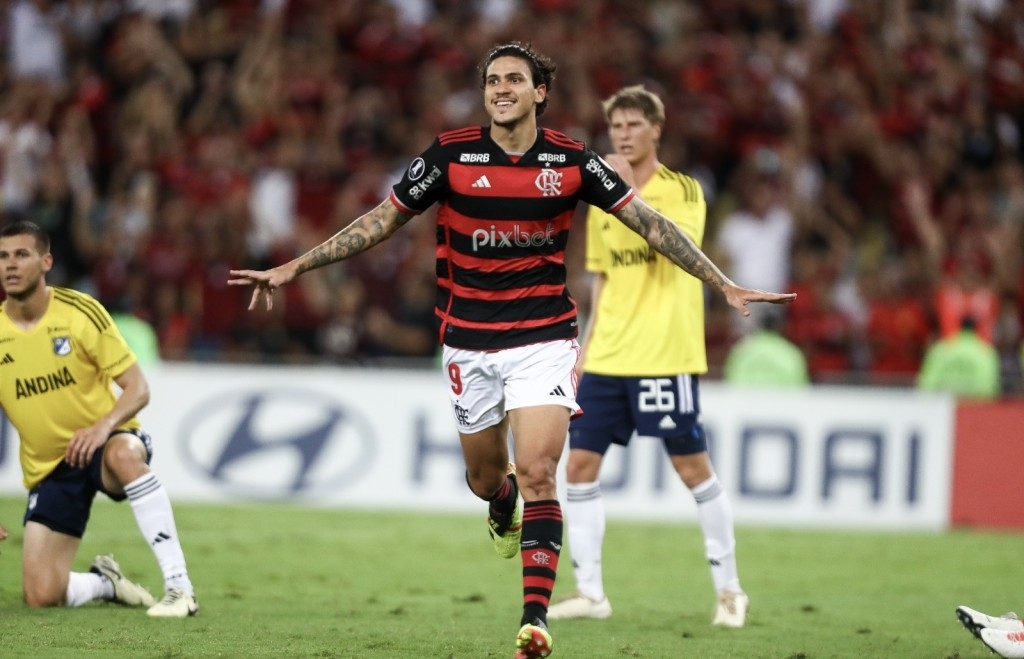 Flamengo garante vaga nas oitavas da Libertadores com vitória sobre o Millonarios