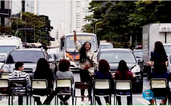 Reorganização escolar: reprovada pela juventude