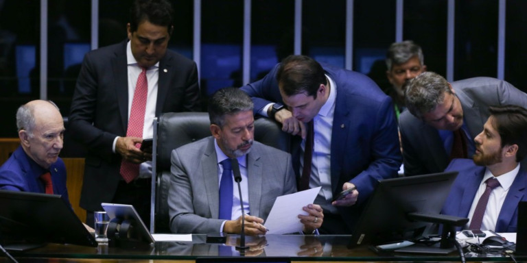 © Lula Marques/ Agência