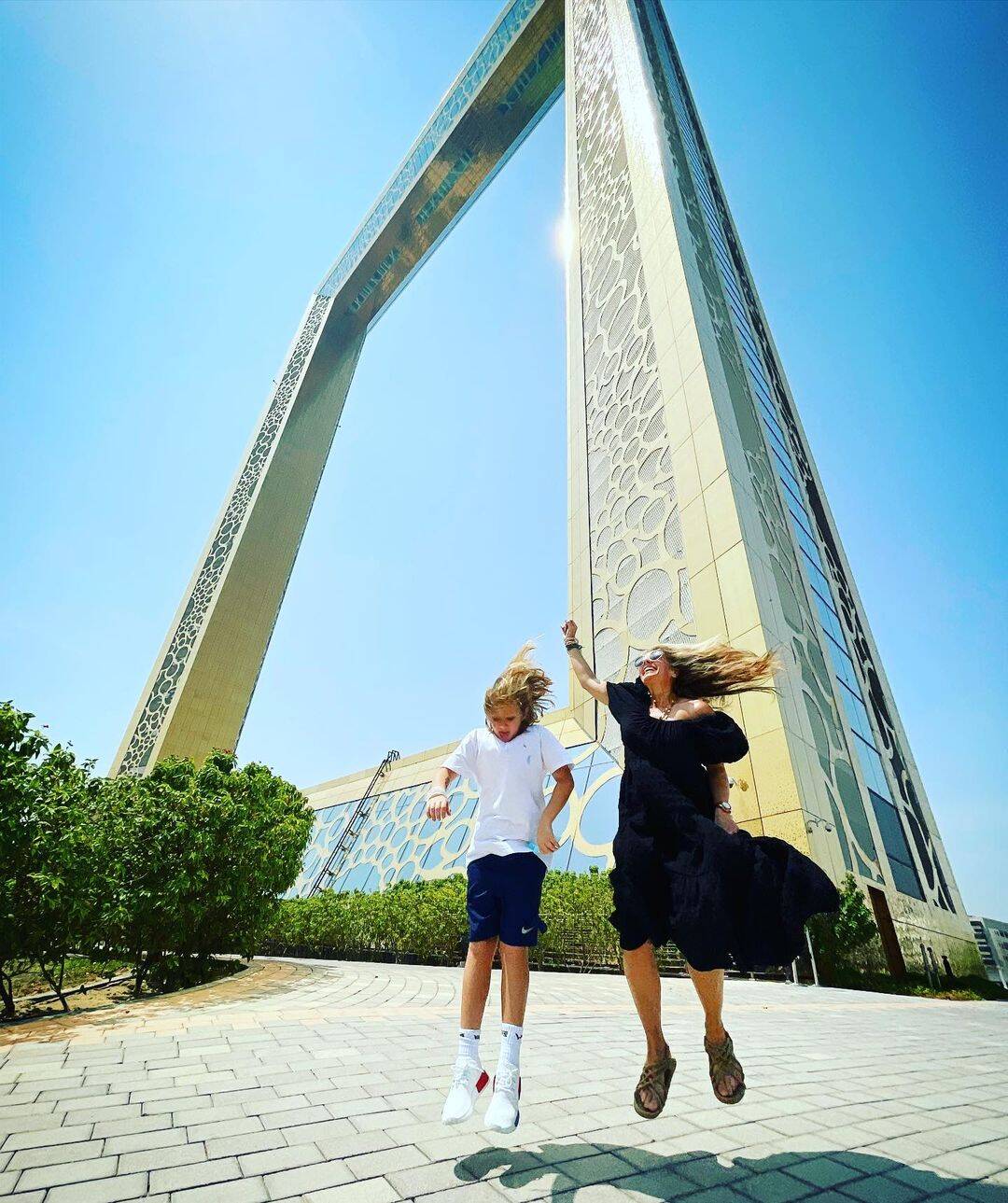 Adriane Galisteu curte férias em Dubai. Foto: Instagram