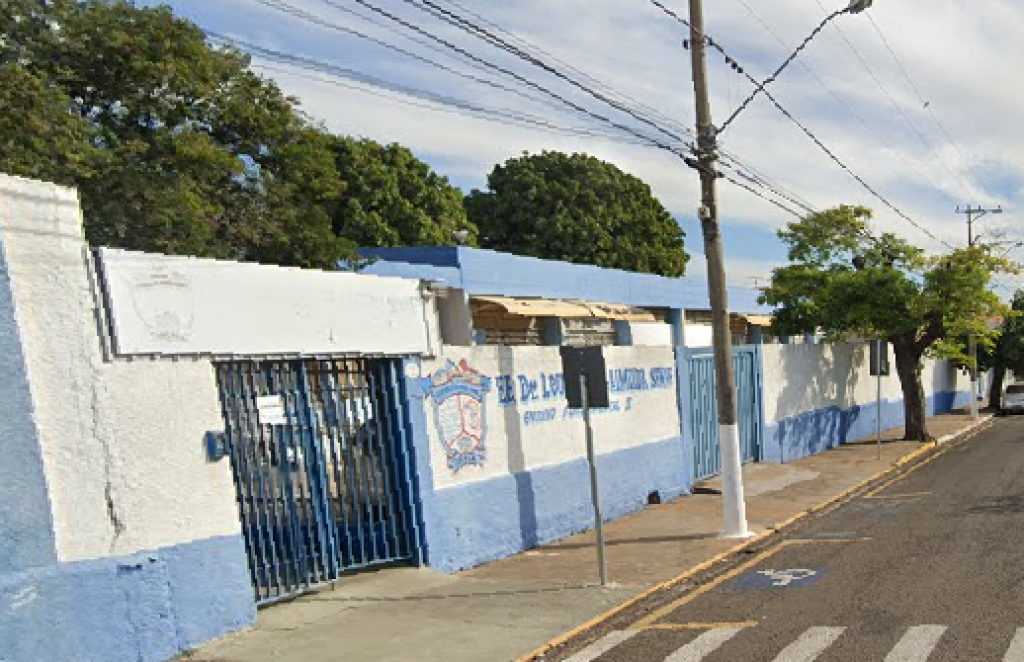 Escola estadual tem boatos de ameaça e evacuação em Marília; Estado nega