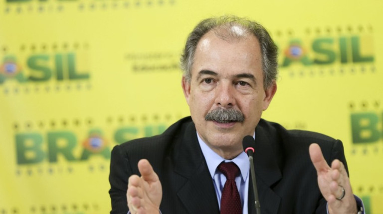 Mercadante defende recriação do Ministério das Cidades