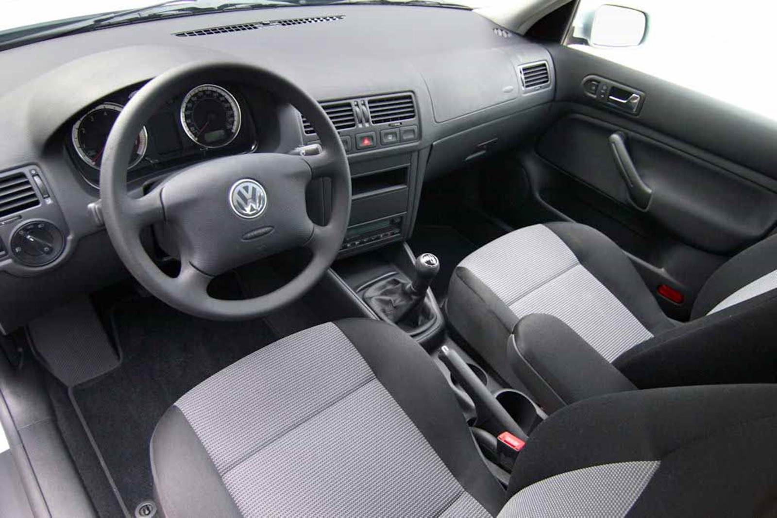 VW BORA. Foto: Divulgação