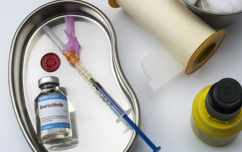 O que é baricitinibe e sotrovimab, novos remédios autorizados pela OMS