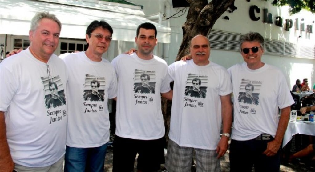 Chaplin faz final de semana com Beatles Cover e Feira do Vinil