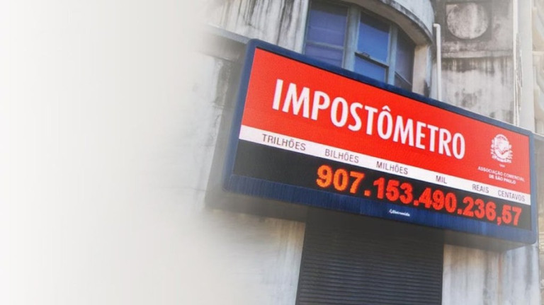 Brasileiros pagaram quase R$ 3 trilhões em impostos em 2022