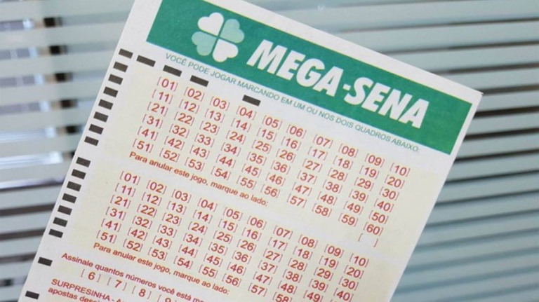 Mega-Sena sorteia prêmio acumulado de R$ 300 milhões neste sábado