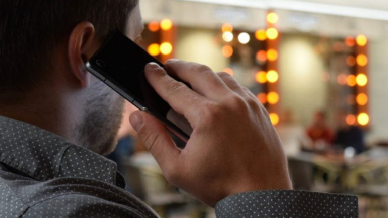 Telemarketing: empresas usam celular para driblar regra da Anatel