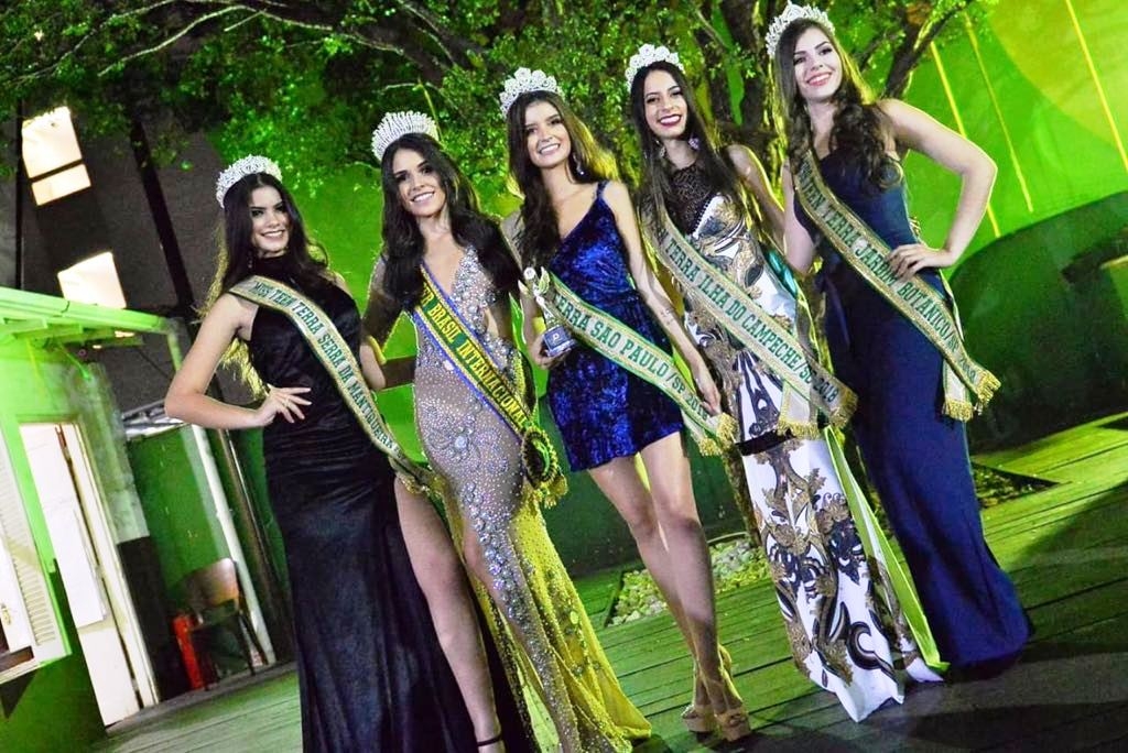 Miss Teen Marília tenta título brasileiro e pede ajuda