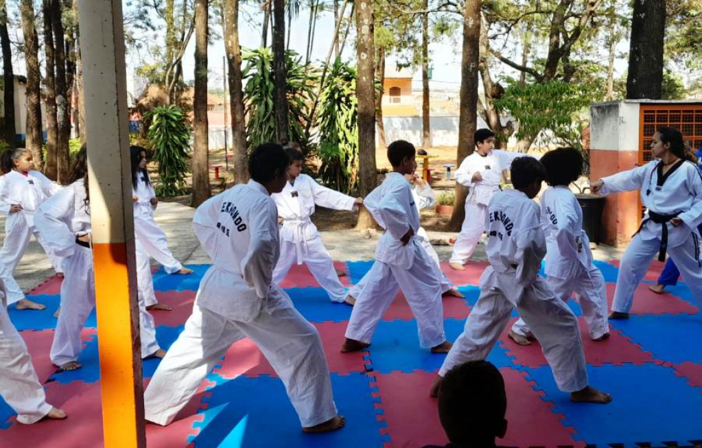 Equipe de projeto social em Marília conquista medalhas em Rio Preto