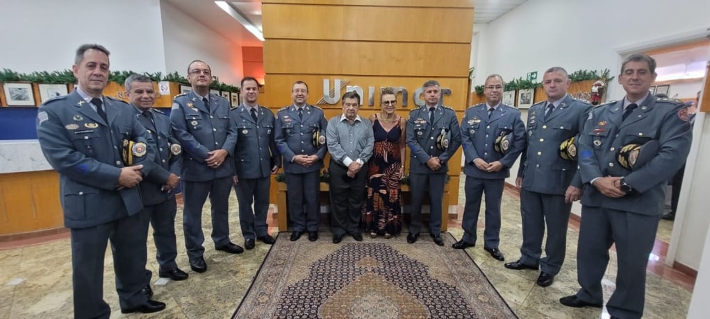 Entrega de medalhas traz comandantes, personalidades e celebra 50 anos do Batalhão da PM em Marília