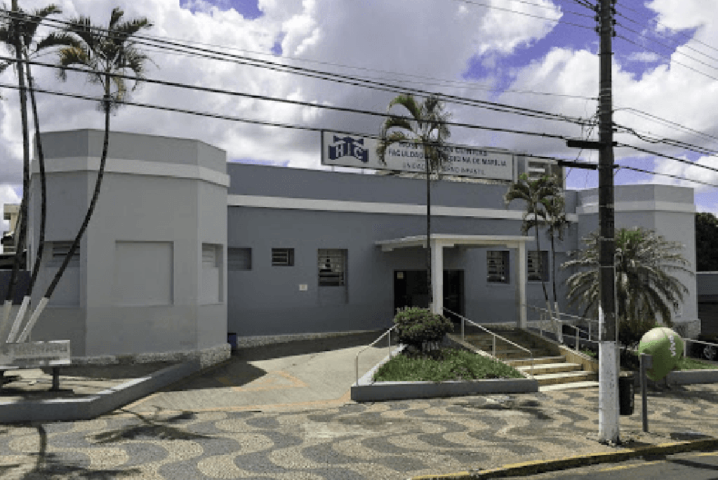 Morre em Marília menino atropelado por van na manhã da segunda