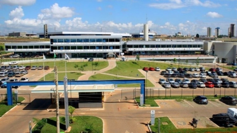 Agência Brasília Caesb doa 30 mil copos de água para o Rio Grande do Sul