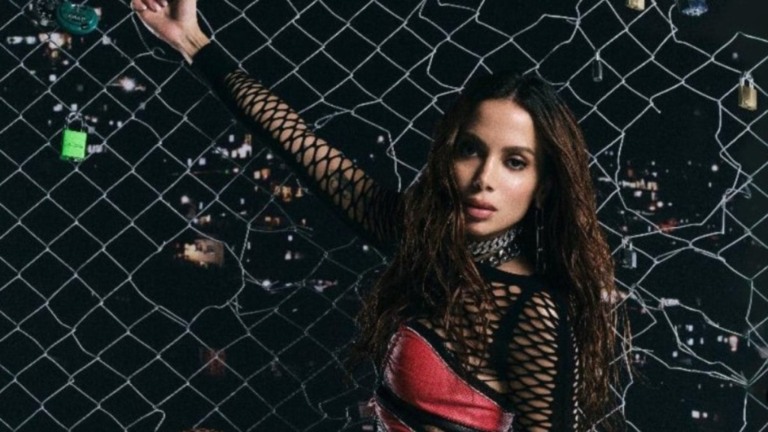 Emanuelly Fernandes Anitta revela que novo álbum foi criado enquanto tratava doença