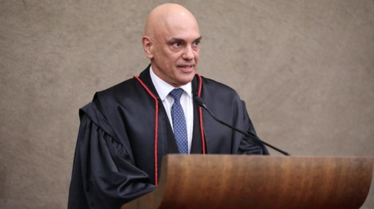 TSE afirma que demissão de servidor ocorreu por 'motivação política'