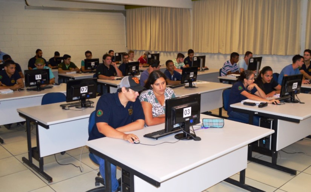 Concurso contrata professores para Fatecs; tem vagas em Pompéia e Ourinhos