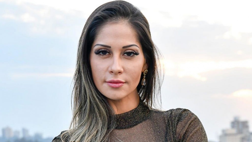 Após se afastar das redes sociais, Maíra Cardi retorna e explica motivo: ‘Sangrando’