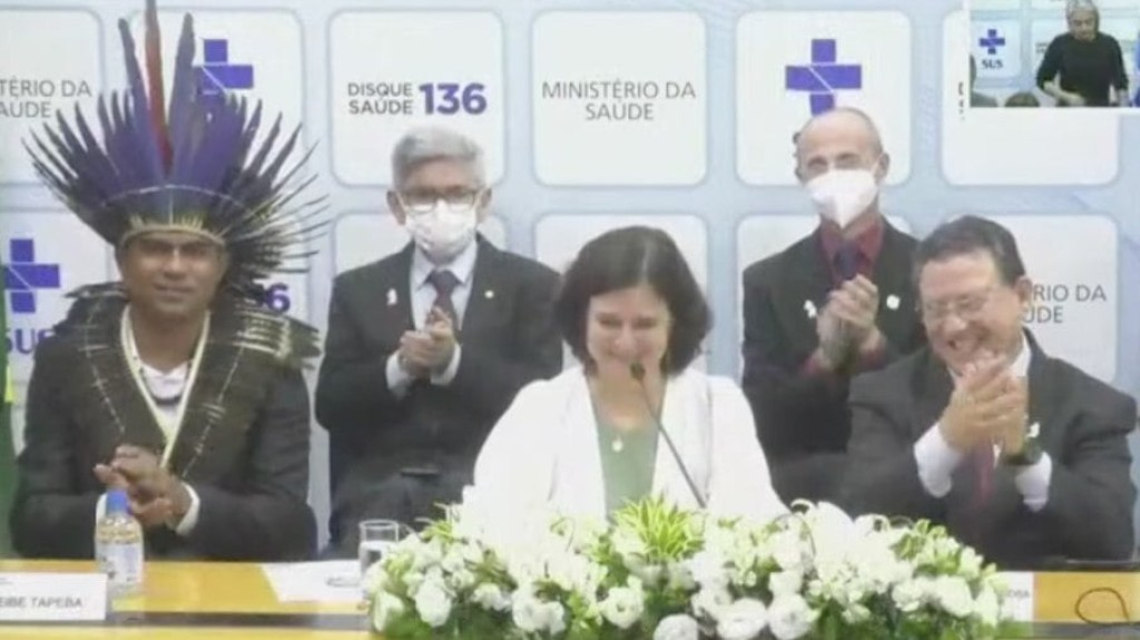 Ministra diz que Secretaria da Saúde Indígena será reestruturada