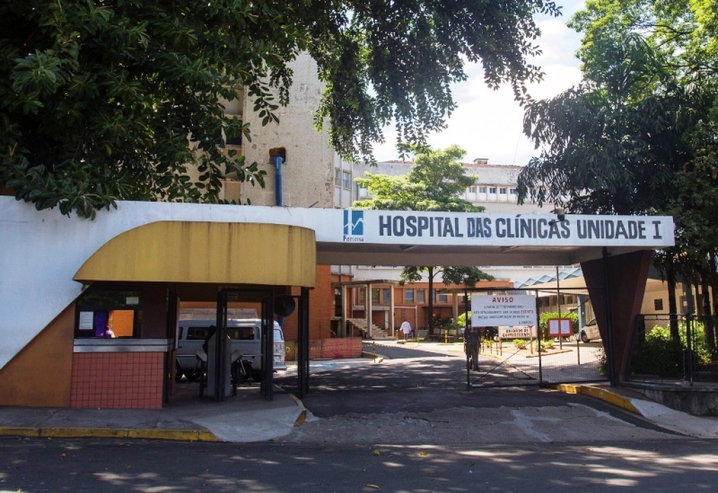 Paciente em situação de rua morre no HC; hospital busca família