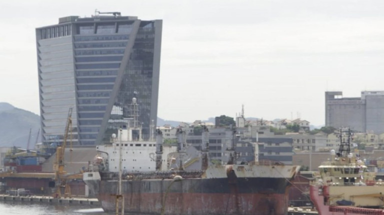 Colisão com navio não prejudicou estrutura da Ponte Rio-Niterói