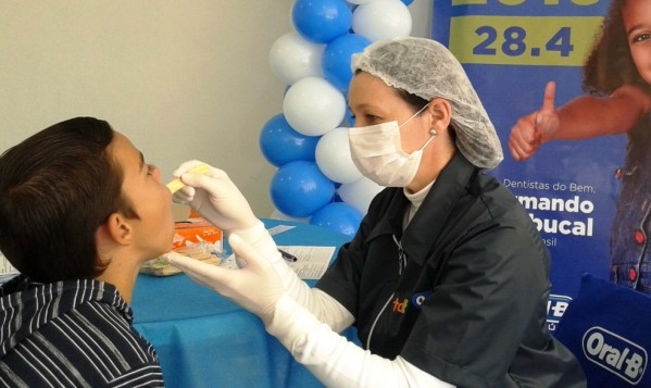 Dentistas vão selecionar adolescentes para tratamento gratuito em Marília