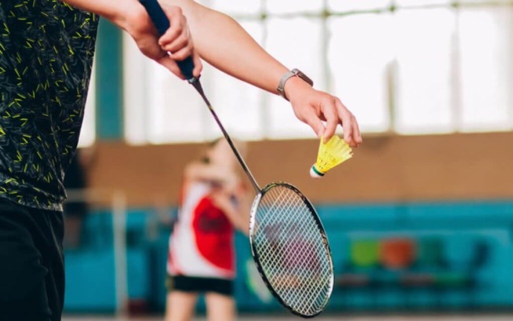 Badminton: conheça os benefícios da prática esportiva